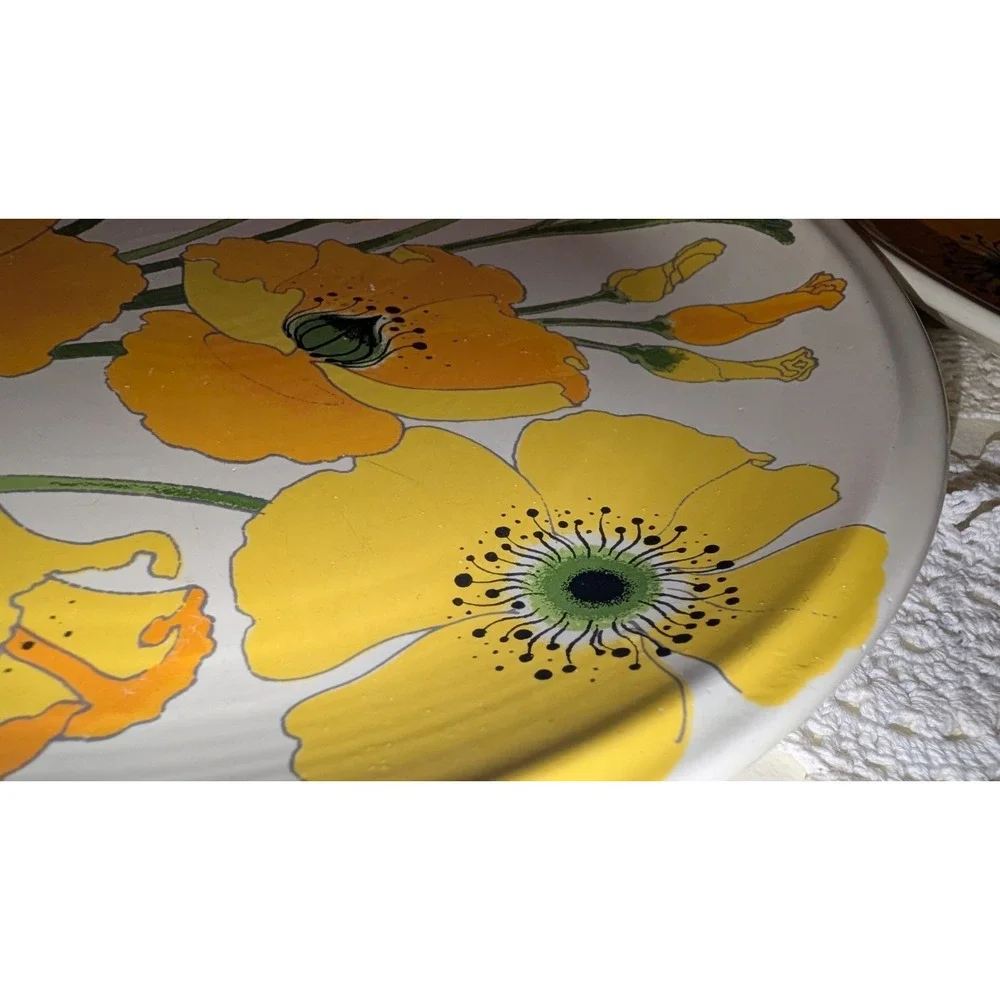 Wild poppy trail California Pottery 2 Dinner Plates set/ Lot 10.75